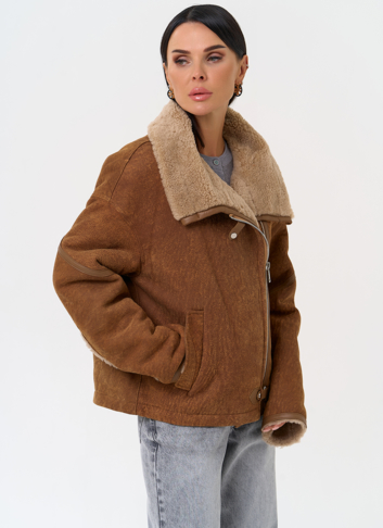 Короткая дубленка с воротником