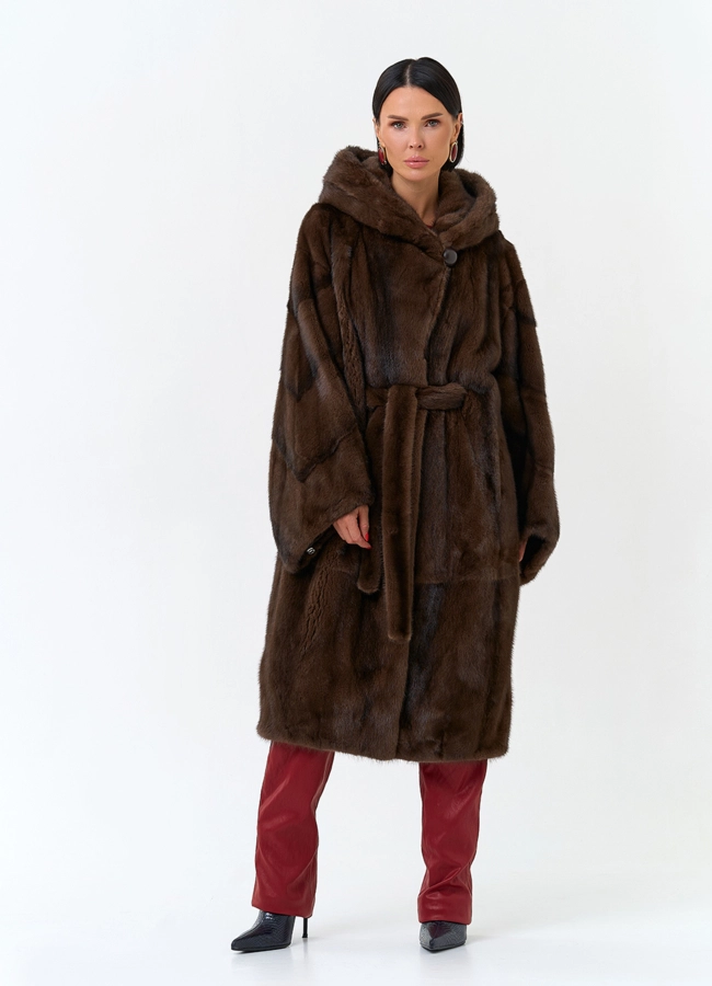 Женская шуба из меха норки с капюшоном модель № 31377 меха малина фото