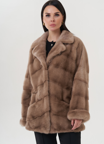 Шуба из норки с английским воротником 