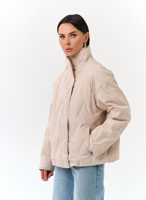 Женская куртка с воротником стойкой