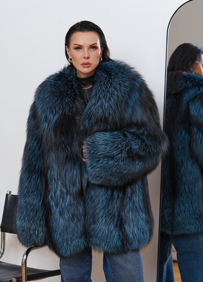 фото Шуба из меха чернобурки голубого цвета модель № 27613