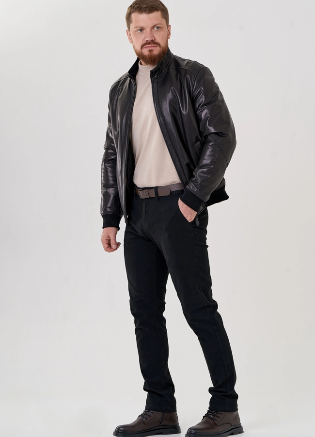 фото Куртка мужская черного цвета из натуральной кожи модель № 33105