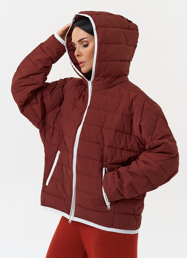 фото Женская утепленная куртка в бордовом цвете модель № 30025