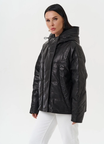 Утепленная куртка из натуральной кожи с капюшоном фото