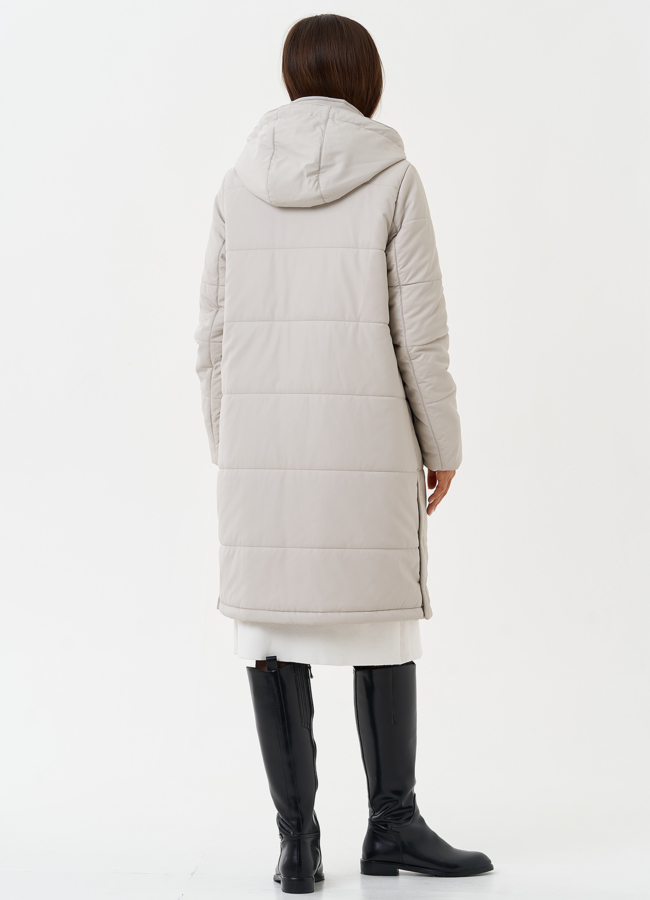Светлый пуховик из эко кожи  модель № 27728 универмаг малина