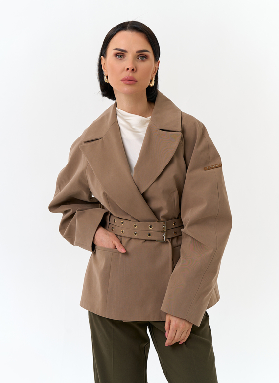 Женская куртка с объемными рукавами