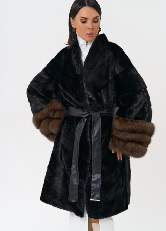 Норковая шуба с манжетами из меха куницы модель № 31200 универмаг малина