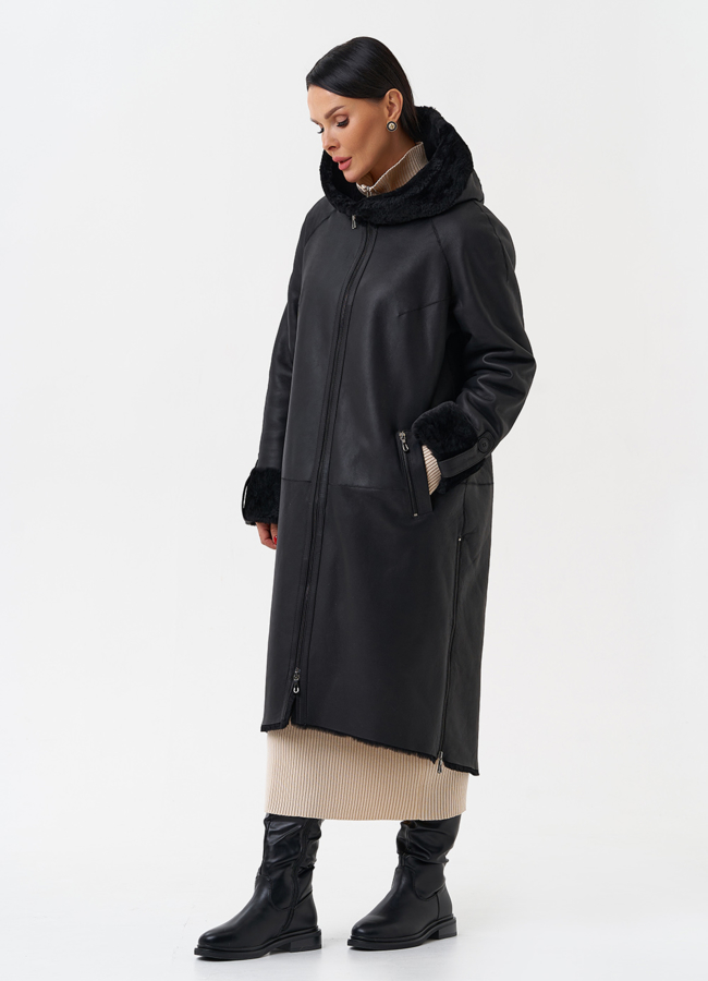 Натуральная дубленка с капюшоном модель № 28956 в кредит