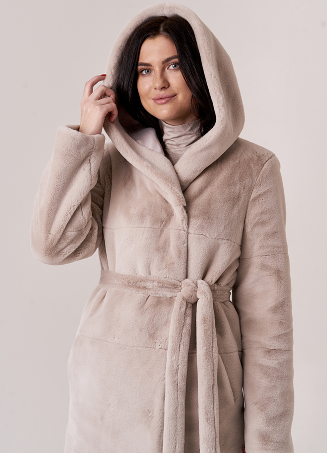 Двусторонняя шуба с капюшоном модель № 1133 универмаг малина