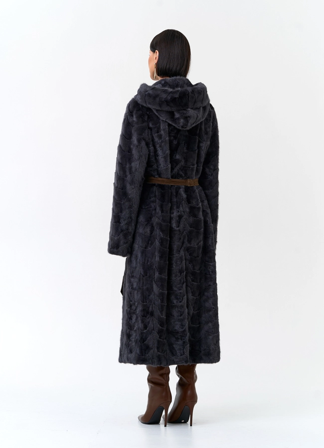 Шуба из меха норки с капюшоном модель № 33813 в кредит