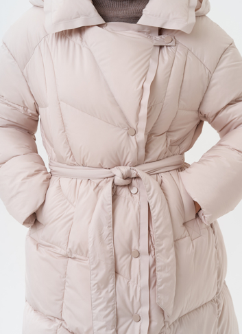 Женский пуховик с капюшоном 