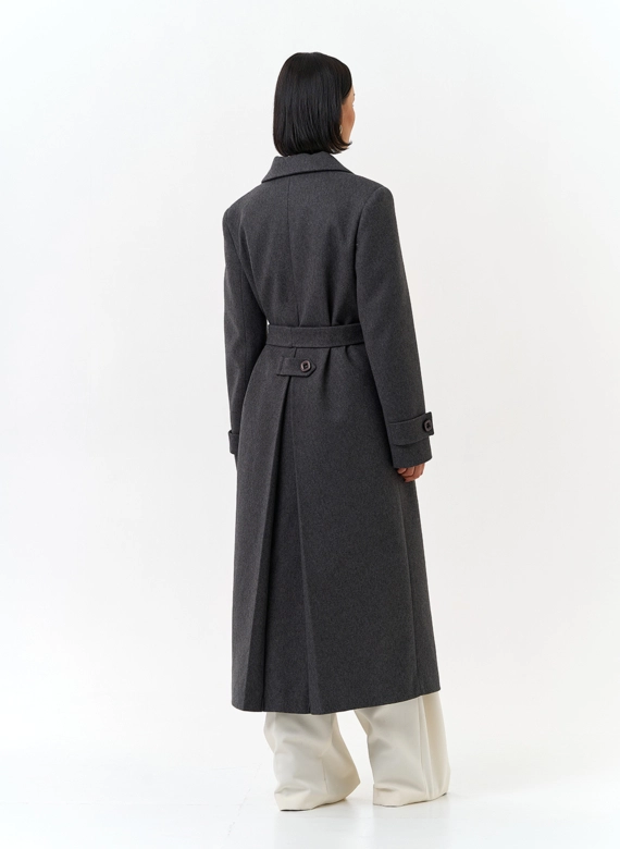 Женское длинное пальто с поясом